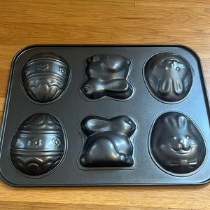 Easter themed cake pan